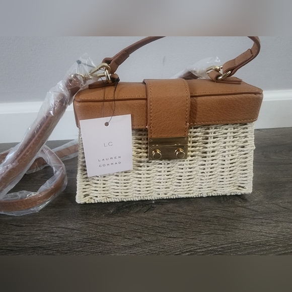 LC Lauren Conrad wicker crossbody bag NWT - Picture 2 of 6